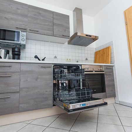 Appartment In Den Weinbergen Bei Mainz - Mit 2X Doppelzimmern, 1X Grosses Wohnzimmer, Bad & Kueche Stadecken-Elsheim Exteriör bild